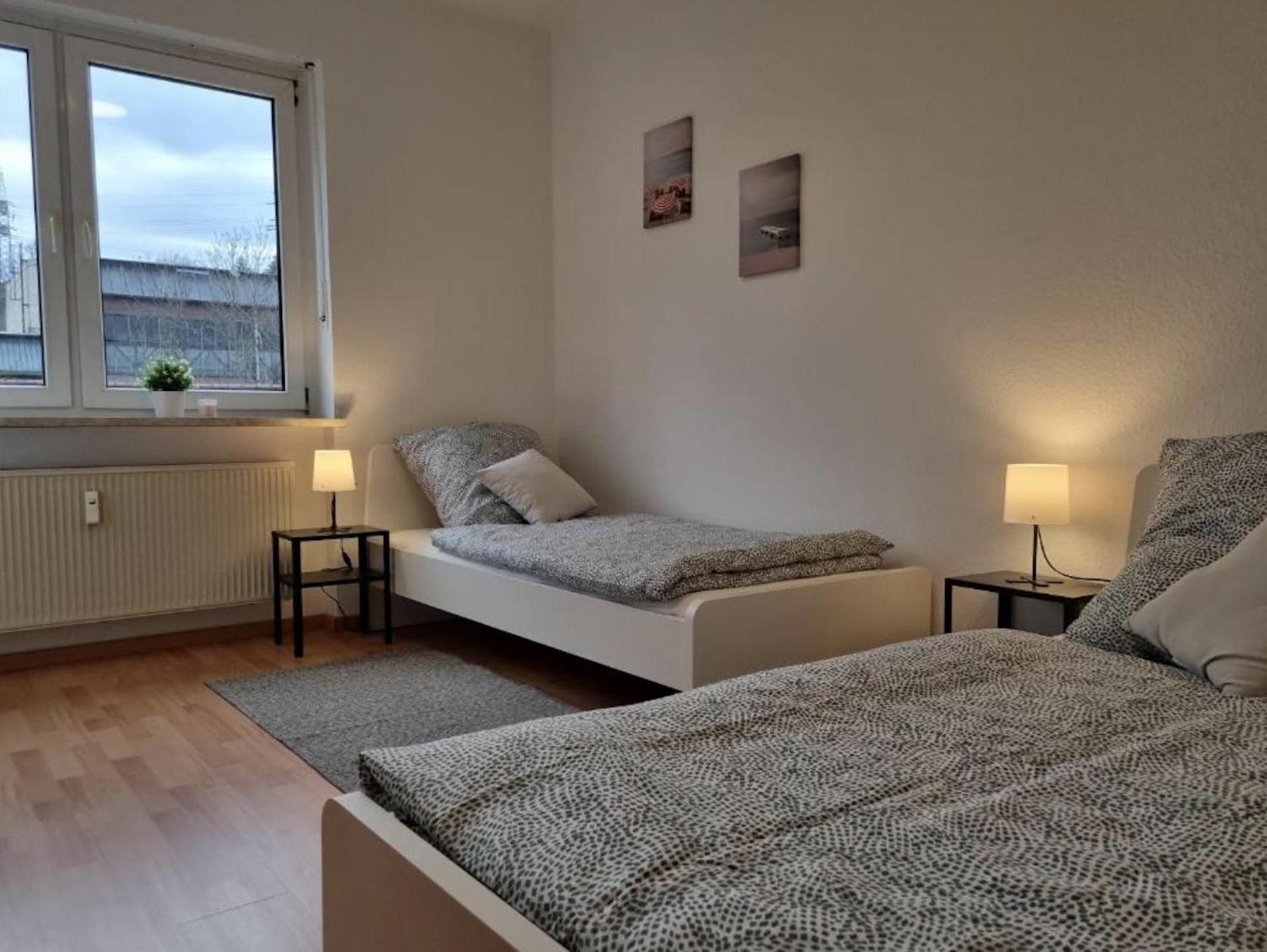 Moeblierte 3 Zimmer Apartment - Mit Smart Tv, Wlan Und Kostenfreie Parkplaetze Schloß Holte-Stukenbrock Eksteriør bilde